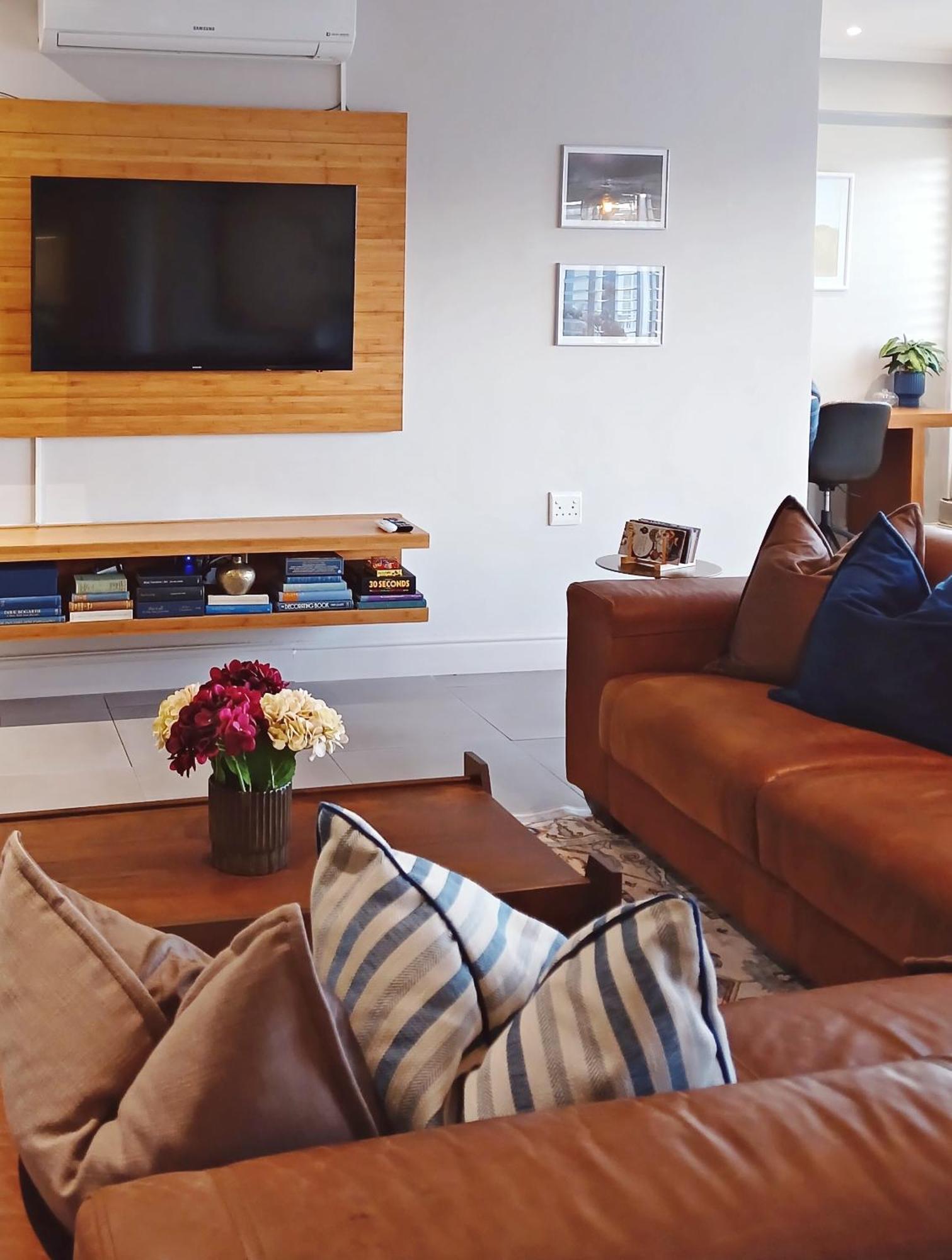 Apartment At Hermanus Waterfront Exteriör bild